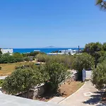 Traditional Island Escape By μρs Páros