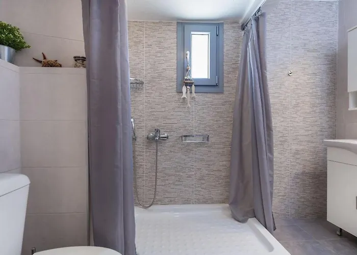 Traditional Island Escape By μρs Páros